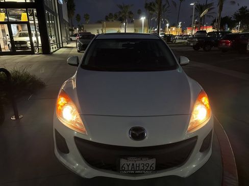 Used 2013 MAZDA MAZDA3 i Touring w/ Preferred Equipment Pkg image 21