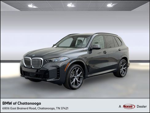 New 2026 BMW X5 xDrive40i w/ M Sport Package AWD/4WD image 1