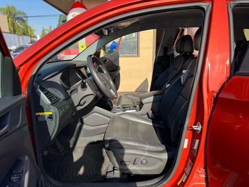 Used 2016 Hyundai Tucson Limited AWD/4WD image 8