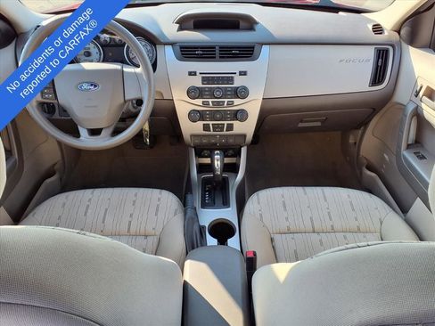 Used 2010 Ford Focus SE image 13