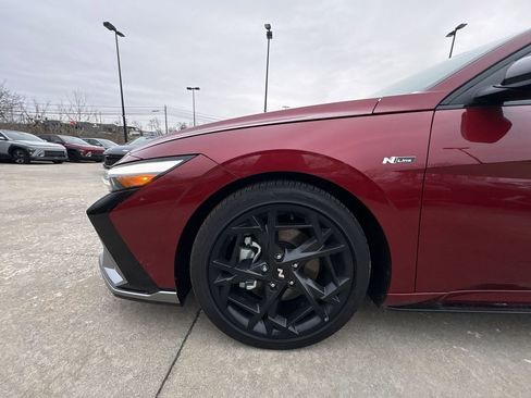 New 2025 Hyundai Elantra N Line FWD image 17