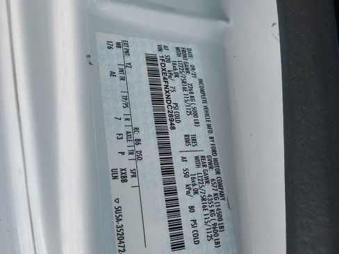 Used 2022 Ford E-450 and Econoline 450 Super Duty w/ Power Windows & Locks Group image 27