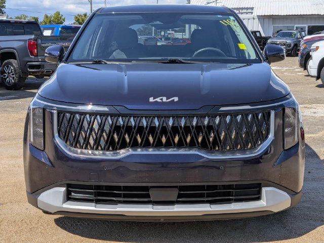 Used 2025 Kia Carnival LX FWD image 9