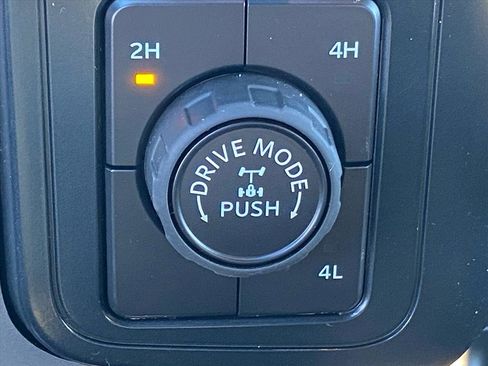 New 2025 Ford F150 XLT w/ Equipment Group 302A MID image 13