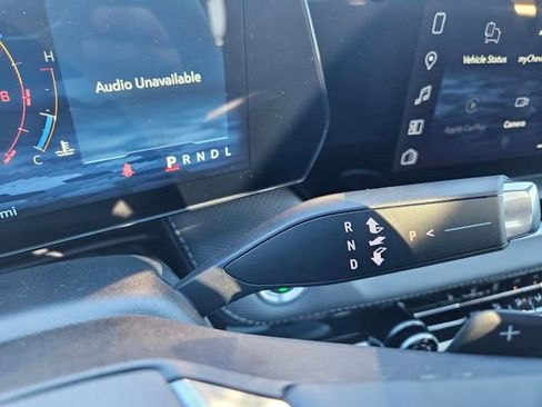 New 2026 Chevrolet Equinox LT FWD image 24