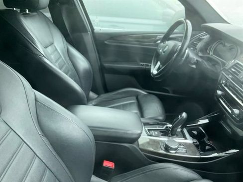Used 2018 BMW X3 xDrive30i w/ Premium Package AWD/4WD image 5