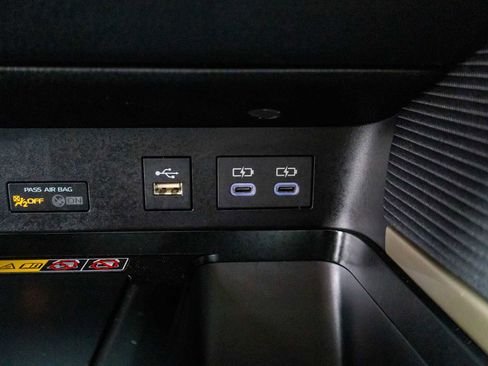 Certified 2026 Toyota Camry Hybrid w/ Convenience Package FWD image 27