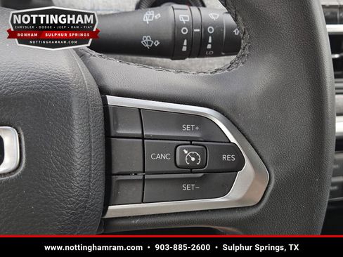 Used 2024 Jeep Compass Latitude AWD/4WD image 21