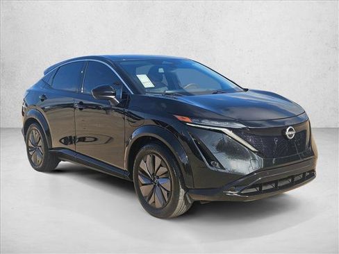 Used 2023 Nissan Ariya FWD image 3