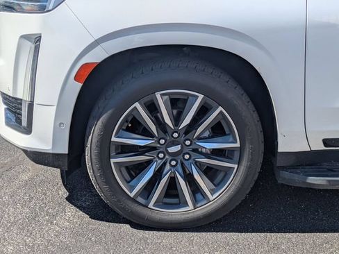 Certified 2021 Cadillac Escalade Sport Platinum AWD/4WD image 10