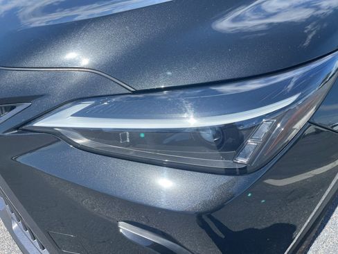 Used 2024 Lexus NX 250 FWD w/ Towing Package (2000 Lbs) image 9