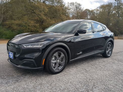 Used 2021 Ford Mustang Mach-E Select image 6