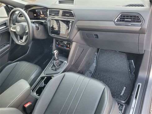 Used 2023 Volkswagen Tiguan SE R-Line image 19