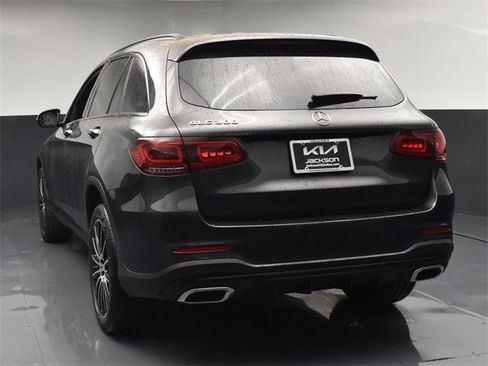 Used 2022 Mercedes-Benz GLC 300 image 7
