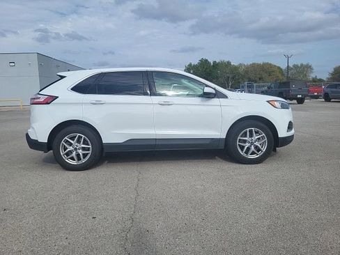 Used 2024 Ford Edge SEL image 6