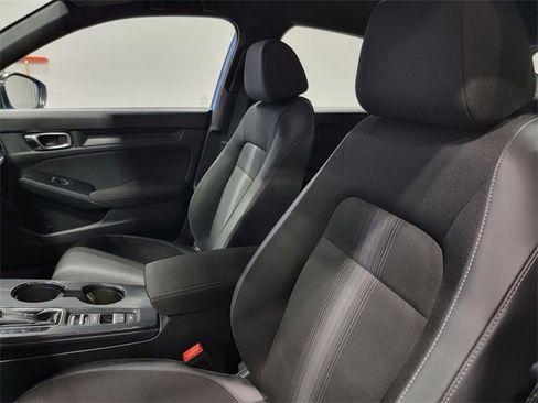 Used 2023 Honda Civic Sport image 14