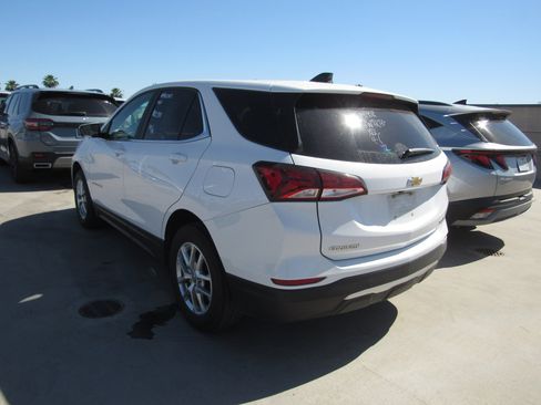 Used 2024 Chevrolet Equinox LT image 4