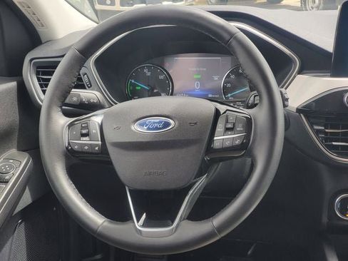 Used 2022 Ford Escape SE w/ SE Sport Appearance Package FWD image 22