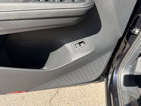 New 2026 Volkswagen Atlas SE image 14