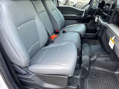New 2026 Ford F450 XL w/ XL Chrome Package image 13