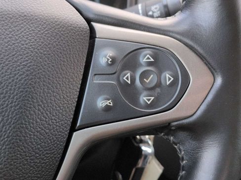 Used 2018 Chevrolet Colorado Z71 AWD/4WD image 25