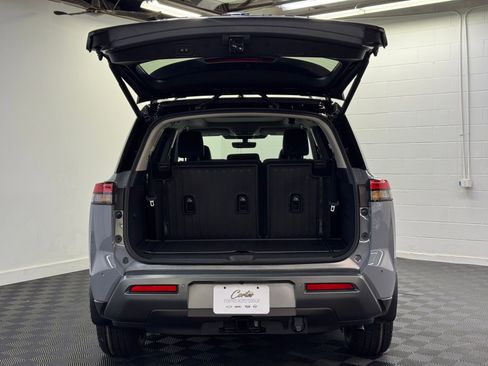 New 2026 Nissan Pathfinder Platinum image 36