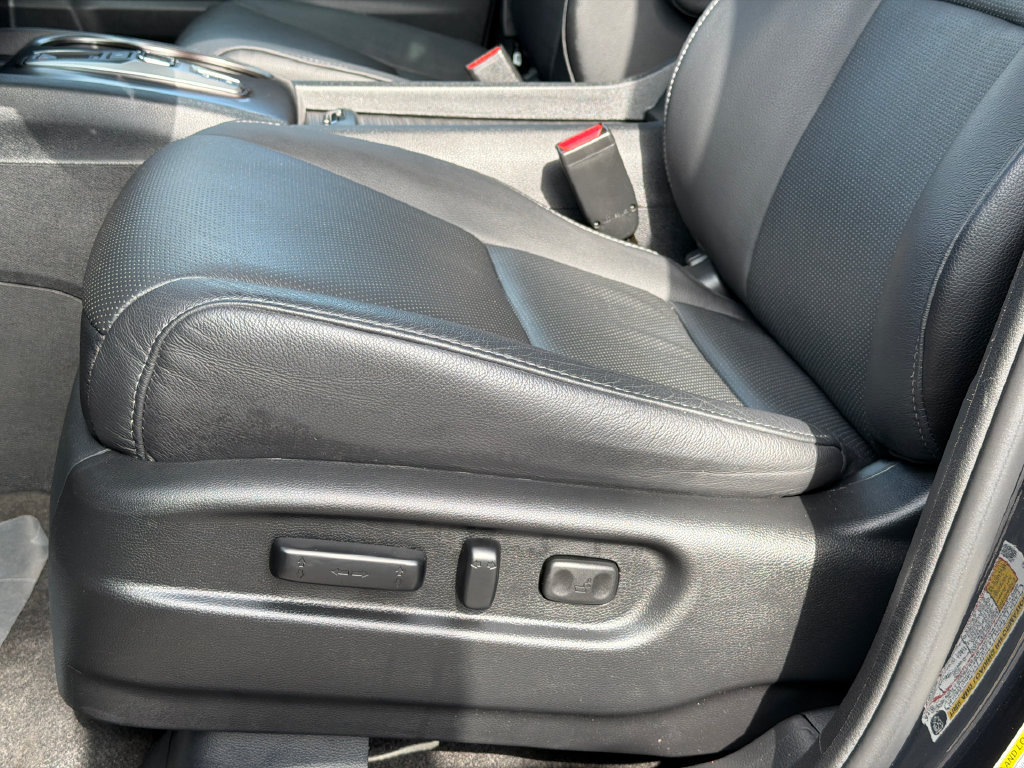 Used 2023 Honda Passport EX-L image 13