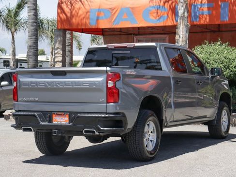 Used 2021 Chevrolet Silverado 1500 LT Trail Boss w/ Convenience Package II image 9