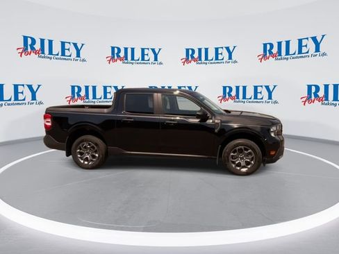 Certified 2025 Ford Maverick XLT w/ XLT Luxury Package AWD/4WD image 10