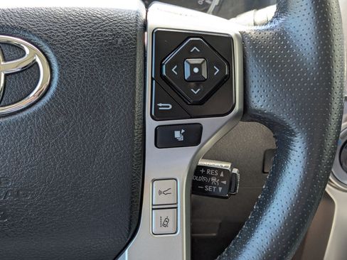 Used 2023 Toyota 4Runner Limited AWD/4WD image 22