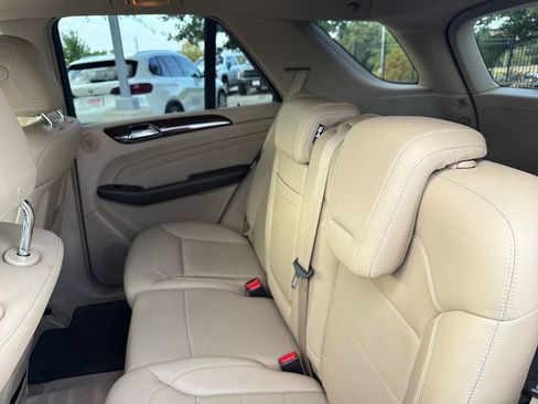 Used 2015 Mercedes-Benz ML 250 BlueTEC 4MATIC image 37