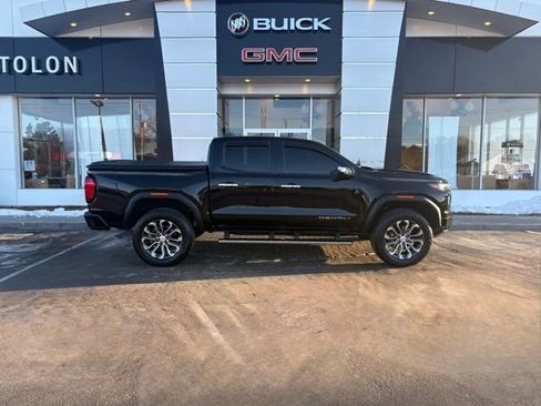 Used 2023 GMC Canyon Denali image 1
