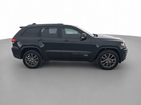 Used 2017 Jeep Grand Cherokee Limited 75th Anniversary AWD/4WD image 4