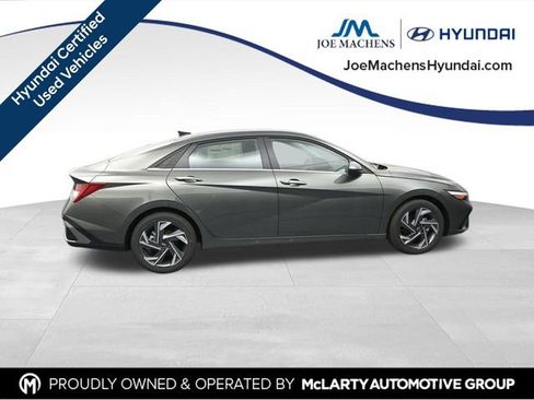 Used 2025 Hyundai Elantra SEL FWD image 10