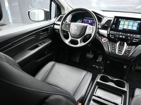 Certified 2024 Honda Odyssey EX-L image 10