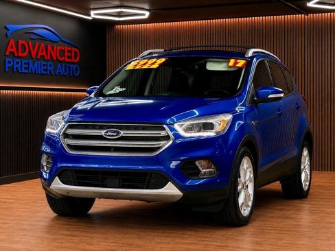 Used 2017 Ford Escape Titanium w/ Equipment Group 301A AWD/4WD image 1
