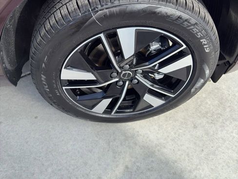 New 2026 Volvo XC60 B5 Core image 14