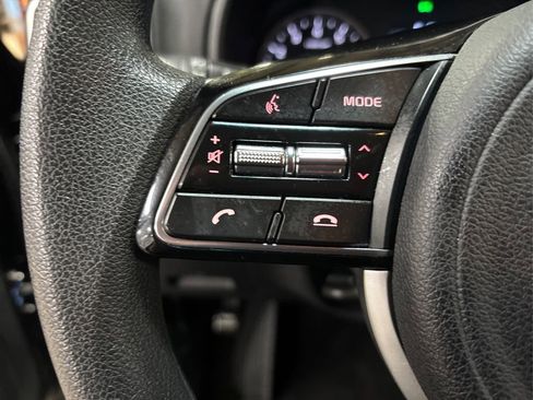 Used 2022 Kia Sportage LX FWD image 26