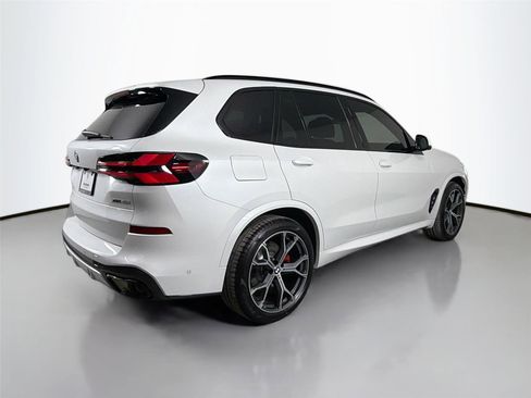 New 2026 BMW X5 xDrive40i w/ M Sport Package AWD/4WD image 6