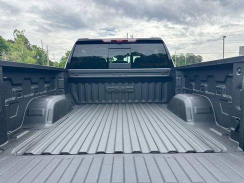 New 2026 GMC Sierra 1500 Denali AWD/4WD image 19