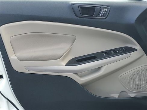 Used 2021 Ford EcoSport S image 10