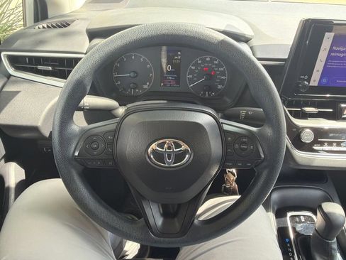 Used 2024 Toyota Corolla LE FWD image 3
