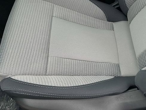 Used 2025 Subaru Outback Premium image 23