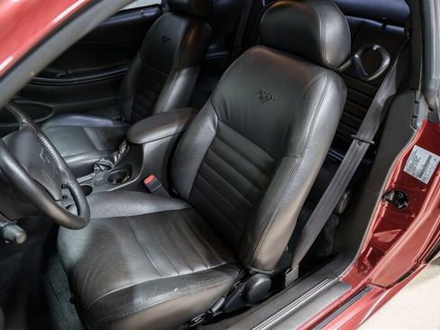 Used 2004 Ford Mustang GT Premium RWD image 10