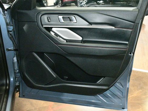 Used 2025 Ford Explorer ST w/ Sun And Sound Package AWD/4WD image 42