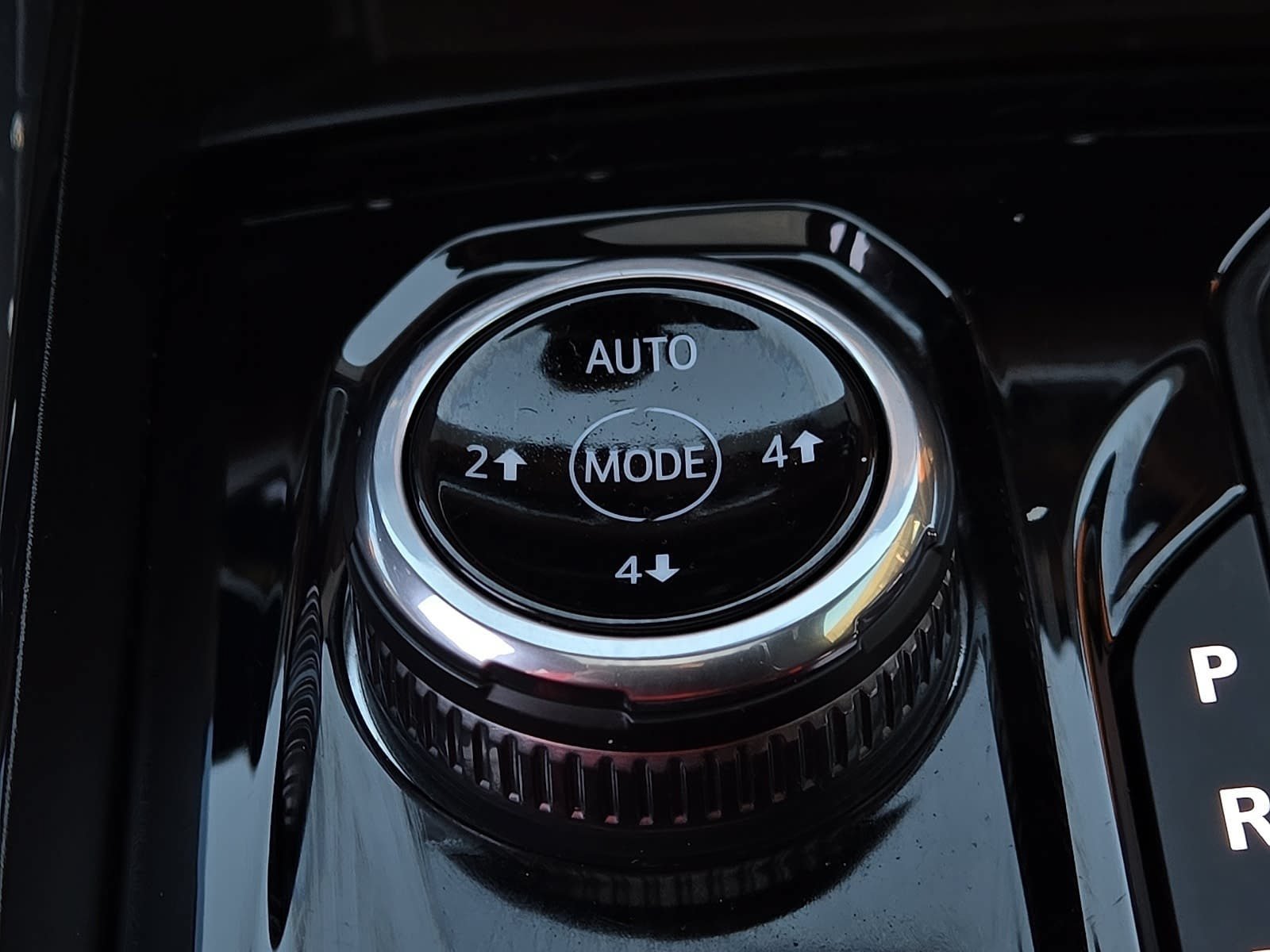 Used 2023 GMC Canyon AT4 w/ AT4 Premium Package AWD/4WD image 14