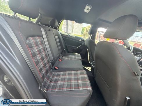 Used 2018 Volkswagen GTI SE FWD image 34