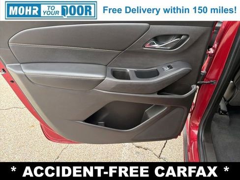 Used 2021 Chevrolet Traverse Premier image 30