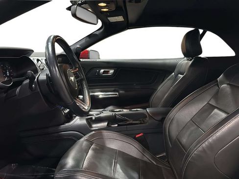 Used 2018 Ford Mustang GT Premium w/ Equipment Group 401A RWD image 17