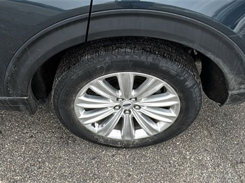 Certified 2023 Ford Explorer Limited w/ Hybrid Equipment Group 310A image 28